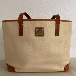 Dooney & Bourke leather bag